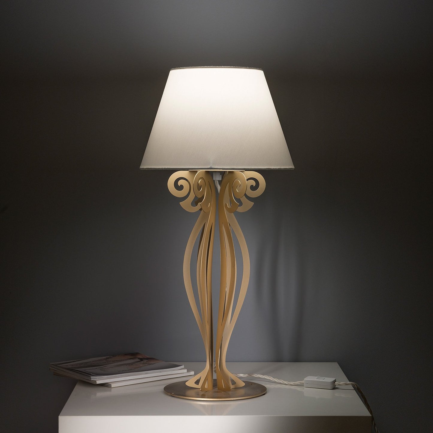 Lampada da Tavolo “CIRCEO” Piccola - BIONDI HOME