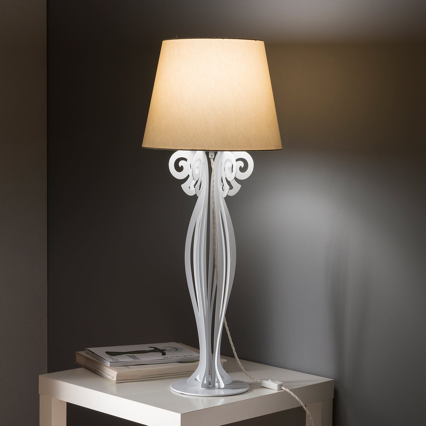 Lampada da Tavolo “CIRCEO” Grande - BIONDI HOME