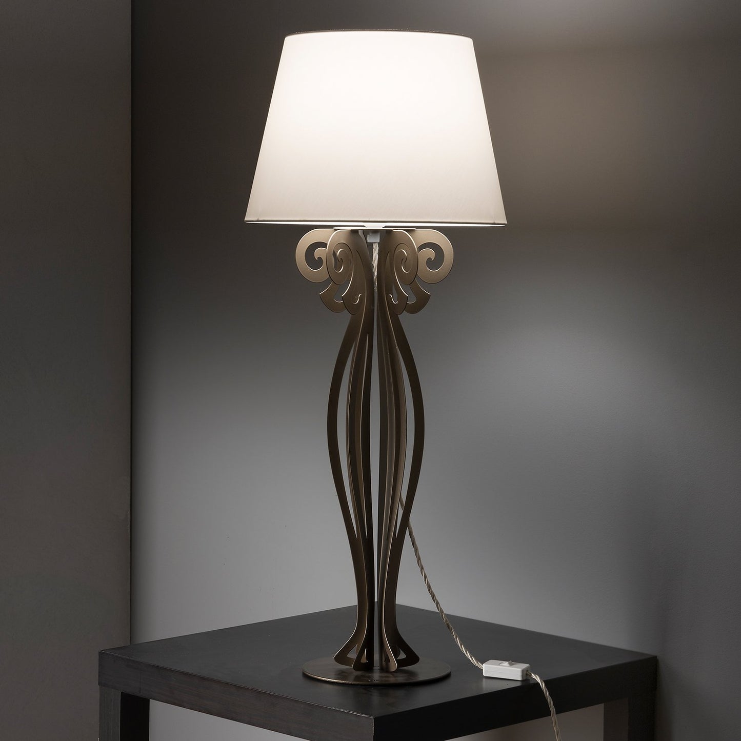 Lampada da Tavolo “CIRCEO” Grande - BIONDI HOME